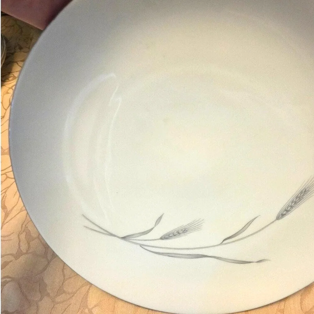 Vintage‎ Silver Wheat 10 1/2